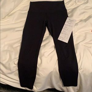 Lululemon Black Wunder Train HR Tight 25” Size 8